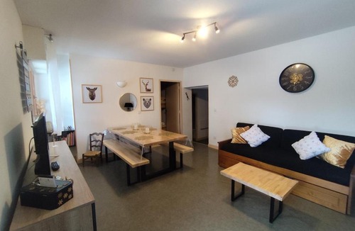 Guzet Neige Apartment | Le Flocon Doré - Appartement Chaleureux au Cœur de la Station
