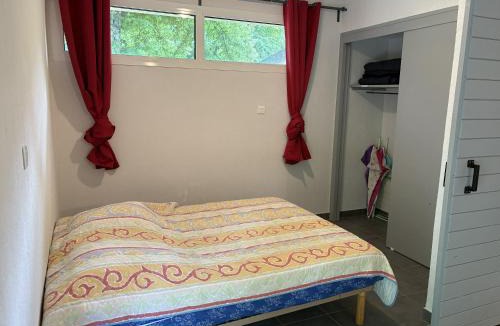 Saint-Etienne-Vallee-Francaise House | Les soliéges de la cascade - parc des cévennes