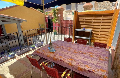Saint-Hippolyte House | Les Gîtes Condorcet - Blue House - Vacation Rentals