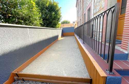 Saint-Hippolyte House | Les Gîtes Condorcet - Blue House - Vacation Rentals