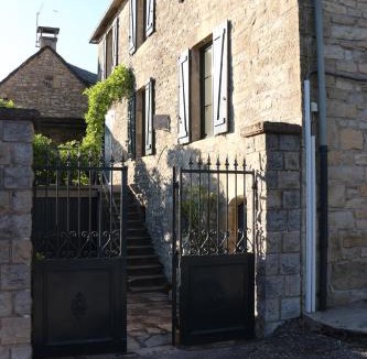 Palmas-d'Aveyron House | Le gîte de la glycine