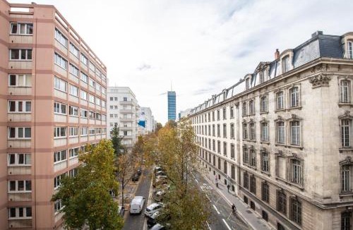 Marechal Lyautey - Vitton Apartment | Le Gary - Appartement atypique refait à neuf - A deux pas Parc Tête d'Or