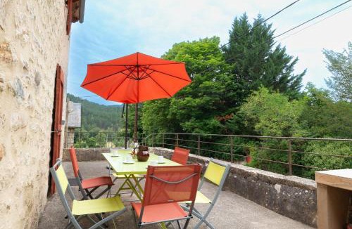 Barjac House | Le gite de granade