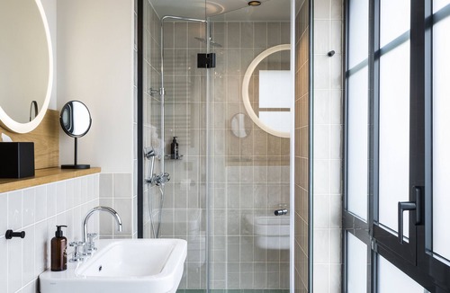 Porte-Saint-Martin Hotel | Le Grand Quartier