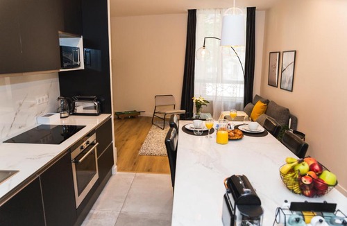 Secteur 2 Apartment | Le Huppé, Hypercentre, proche Bastille, WIFI illimité & Netflix