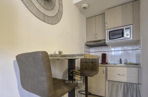 Quartier Exposition-Bajatiere Apartment | Le KOZY - Parking Gratuit