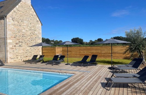 Perros-Guirec House | Le Lodge #2 with garden and pool access - Perros Guirec
