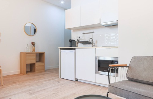 Notre-Dame du Mont Apartment | Le Lodi - Studio Cours Julien Marseille centre