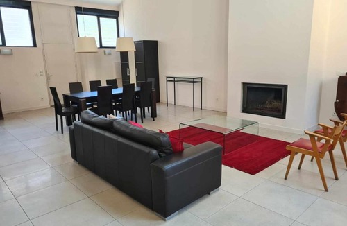 Romans-sur-Isere Apartment | Le Loft - Climatisé