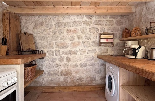 Mons House | Le logis - Authentic house with garden and view