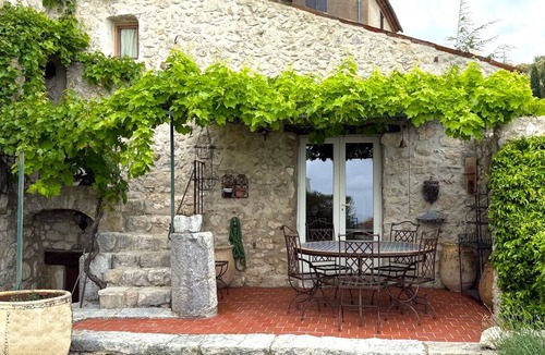 Mons House | Le logis - Authentic house with garden and view