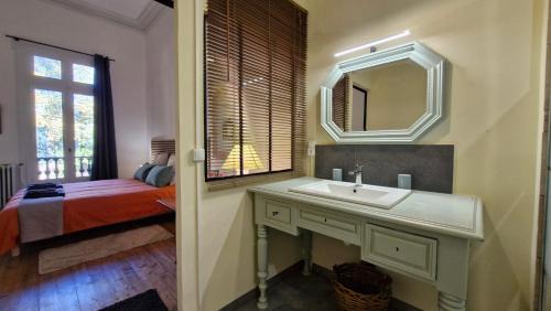 Valreas Bed & Breakfast | Le Manoir de la Belle Endormie