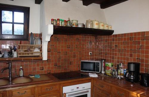 Beaucaire Apartment | Le mas de Lucien entre Arles, Nimes, Avignon.