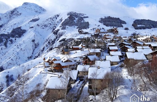 Le Bourg-d'Oisans House | LE MAS DES ALBERGES.