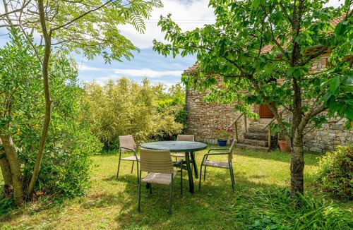 Saint-Christol-Les-Ales Apartment | Le Mas Perdu: Parme Studio Cottage in the Heart of the Cévennes