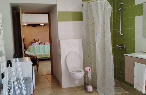 Chabrillan House | LE MAS GORCE, Drôme valley, spacious TERRACE, courtyard, parking, garage.