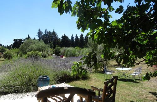 Noves House | Le Nid de la Huppe