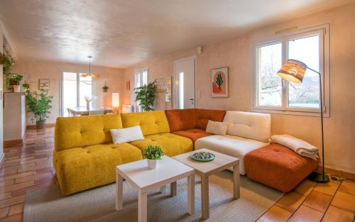 Millau Apartment | Le nid des ailes piscine jardin parking centre-ville