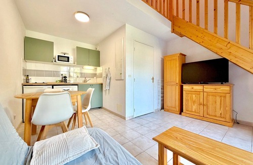 Calvisson Apartment | Le Nid du Mas, 2 pers pool in Calvisson