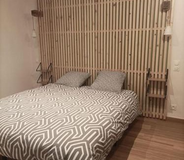 Saint-Yrieix-la-Perche Apartment | Le nid