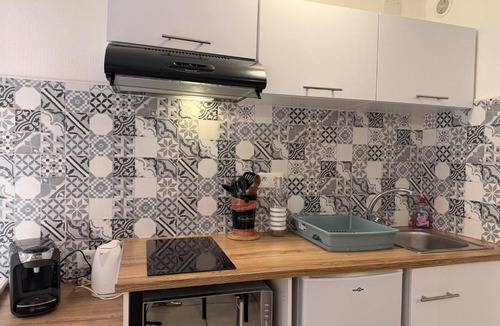 Le Puy-en-Velay Apartment | Le Nid Villeneuve -Ground Floor in the Town Center