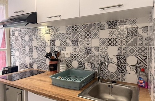 Le Puy-en-Velay Apartment | Le Nid Villeneuve -Ground Floor in the Town Center