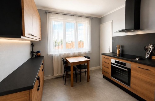 Bourg-en-Bresse Apartment | Le Panorama Chic 4prs-Parking