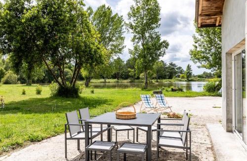 Queyrac Apartment | Le panoramique du lac d'isachris