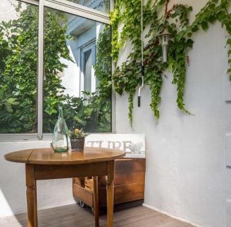 Brive-la-Gaillarde Villa | Le Pavillon d'Ô, cosy avec piscine