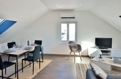 Brive-la-Gaillarde Apartment | Le Perchoir - Chaleureux et calme dans le centre - 4 personnes 2 chambres