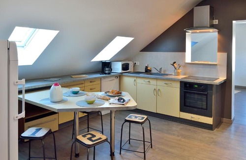 Brive-la-Gaillarde Apartment | Le Perchoir - Chaleureux et calme dans le centre - 4 personnes 2 chambres