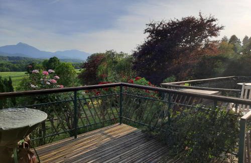 Montespan House | Le Petit Chalet du Hérisson- Gîte et Week-ends - Panorama Unique sur les Pyrénées !