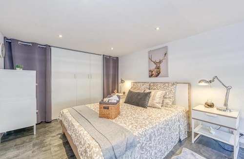 Quartier Chorier-Berriat Apartment | Le Petit Parfait Confort Gare Hamac Netflix