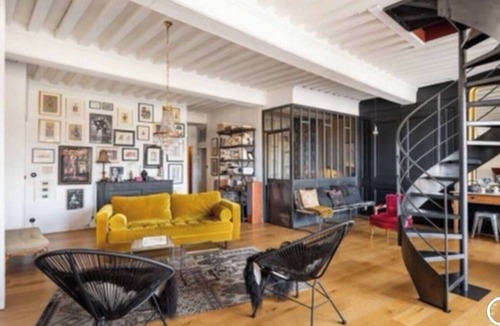 Old Lyon Apartment | Le Prestige Vieux Lyon : Duplex overlooking the Saône River