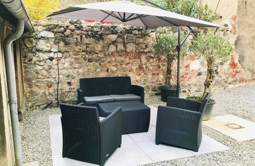 Montlucon Apartment | Le Rétro Bohème ~ Comfort ~ Self Check-in