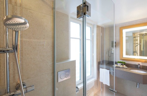 Les Halles Hotel | Le Relais des Halles
