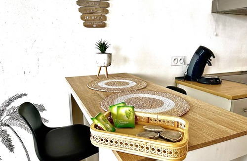 Salon-de-Provence Apartment | LE Saharastudio Atypique Bohéme
