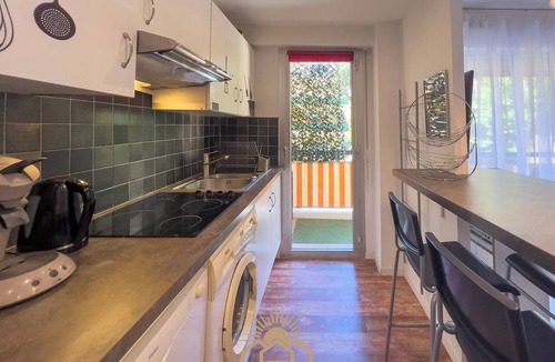 Riou - Petit Juas - Av de Grasse Apartment | LE SURCOUF AirCo Appartement by 4 By SUNSET