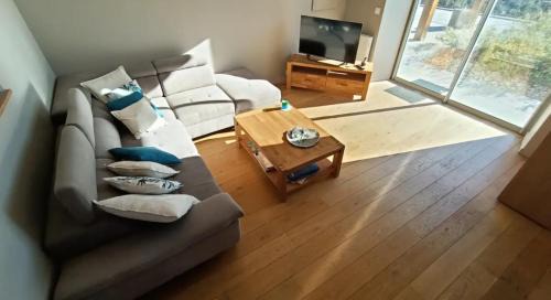 Labeaume House | Le Trible
