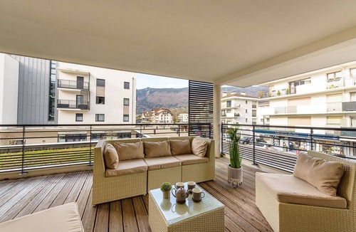 Saint-Jorioz Apartment | Les Balcons de la Suite - coeur de village, terrasse