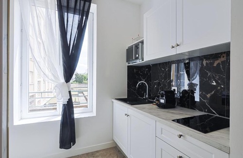 Villette Gare Apartment | LES BULLES DE MONA - Lila - Spa - Clim