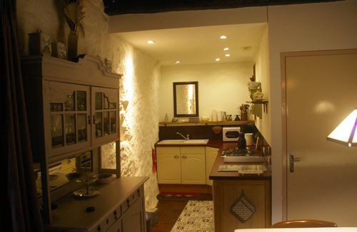 Nonards Apartment | Les Cavaleries, characteristic apartment with large sun terrace and garden