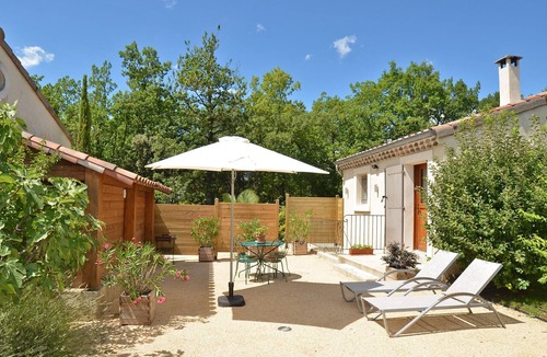 Mirabel-et-Blacons House | Les Cerisiers Vacation Rentals: Le Figuier, surrounded by nature and just a stone's throw from the Drôme River