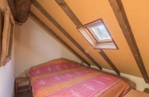 Saint-Leger-les-Melezes Apartment | Les Chardons - Apt duplex vue montagne