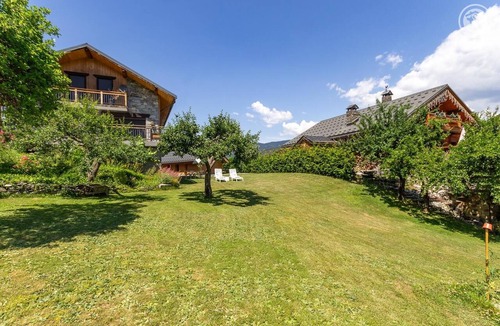 Les Allues House | LES COCOIRS - MERIBEL LES ALLUES