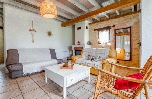 Rousson House | Les Fées Du Gard - Gîte Mélusine