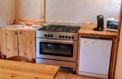 Monetier-les-Bains Ski Chalet | Les Gaillardes family gîte for 8 people