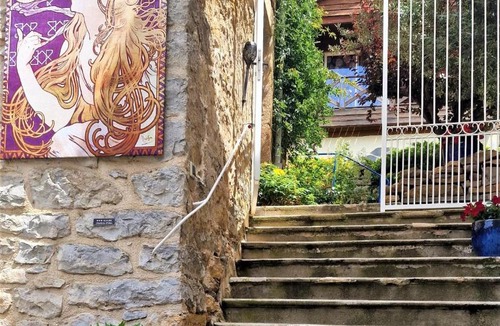 Boyne Bed & Breakfast | LES GARGOUILLES - Piscine à Débordement Avec Vue Exceptionnelle - Gorges du Tarn - Millau