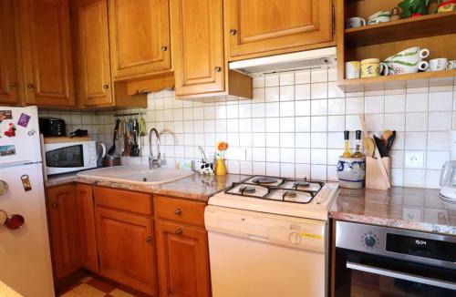 Les Gets Apartment | Les Gets - Appartement Calme Proche Centre, Parking, WiFi - FR-1-623-29