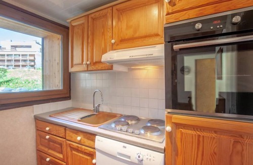 Les Almes Apartment | Les Grandes Balmes I et II (Le Lac) by Interhome